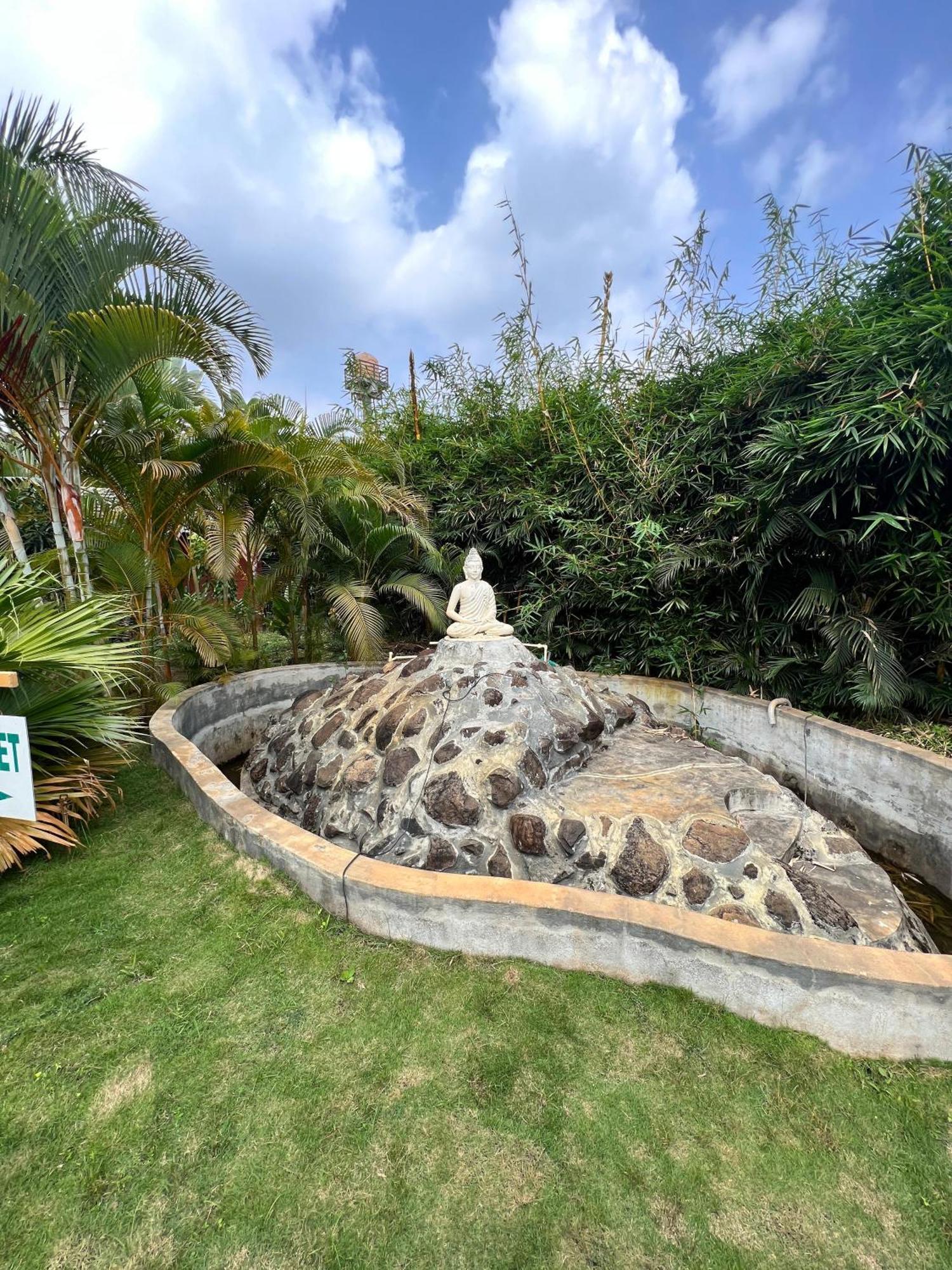 Plumeria Resort Kushālnagar 외부 사진